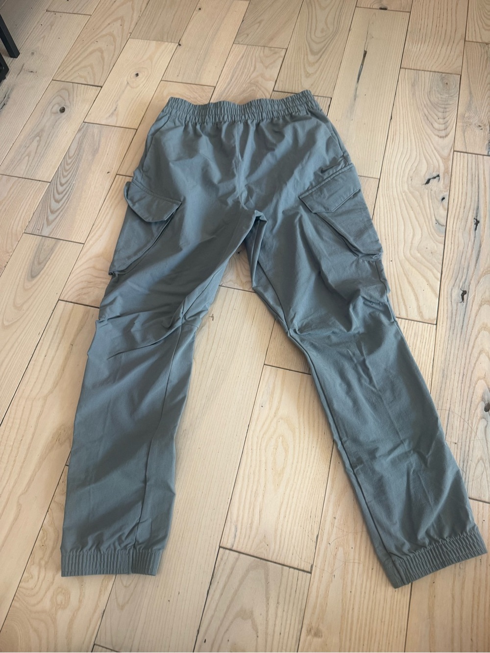 Boys Nike Cargo Jogger Pants in Slate Gray